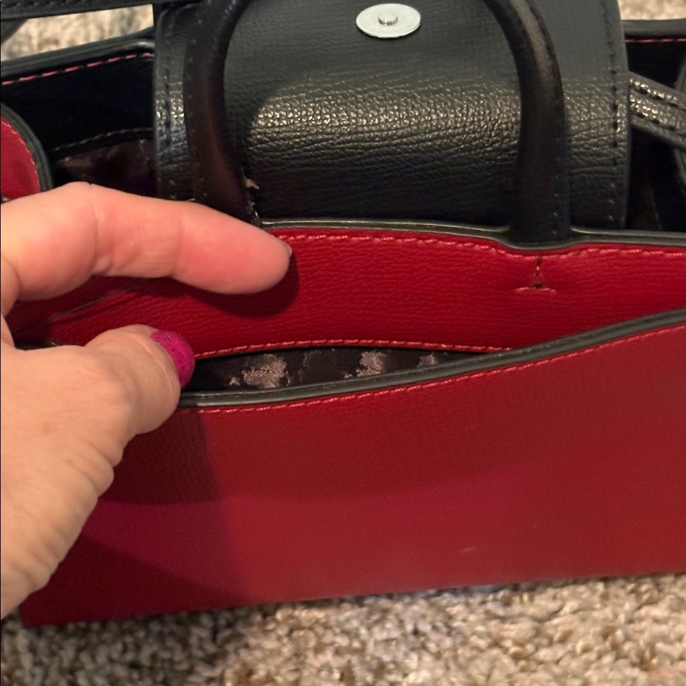 Karl Lagerfeld Red Crossbody Bag NWT - Picture 6 of 8